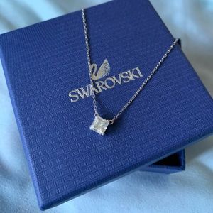 Authentic Swarovski: Cubic Necklace